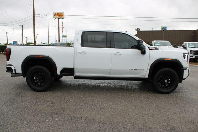 2024 GMC Sierra 2500HD 4WD Crew Cab Standard Bed AT4