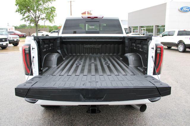 2024 GMC Sierra 2500HD 4WD Crew Cab Standard Bed AT4