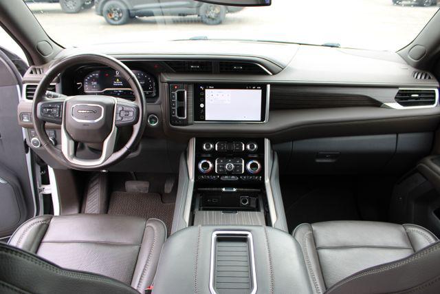 2022 GMC Yukon XL 4WD Denali