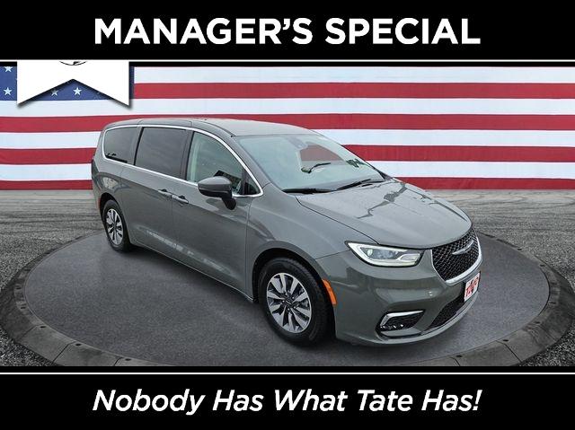 2023 Chrysler Pacifica Hybrid Touring L