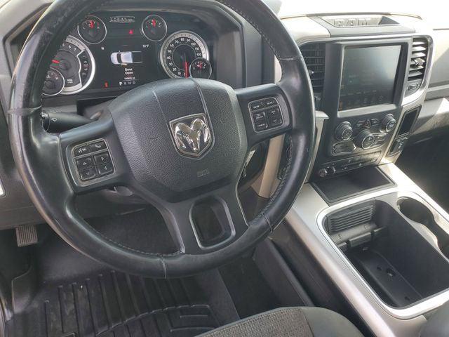 2017 Ram 1500 Big Horn Crew Cab 4x4 5'7" Box