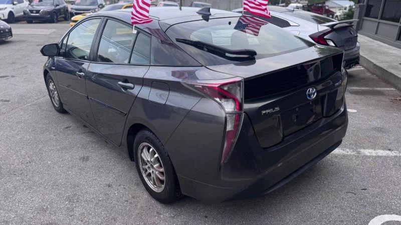 2016 Toyota Prius Two