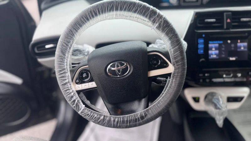 2016 Toyota Prius Two
