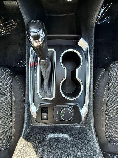 2020 Chevrolet Traverse AWD LT Cloth