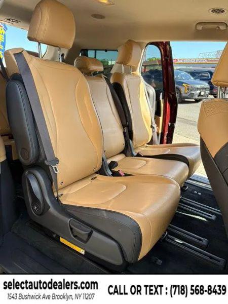 2022 Kia Carnival MPV EX