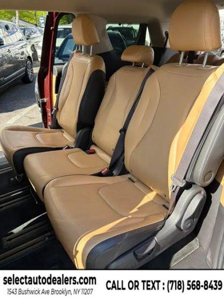 2022 Kia Carnival MPV EX