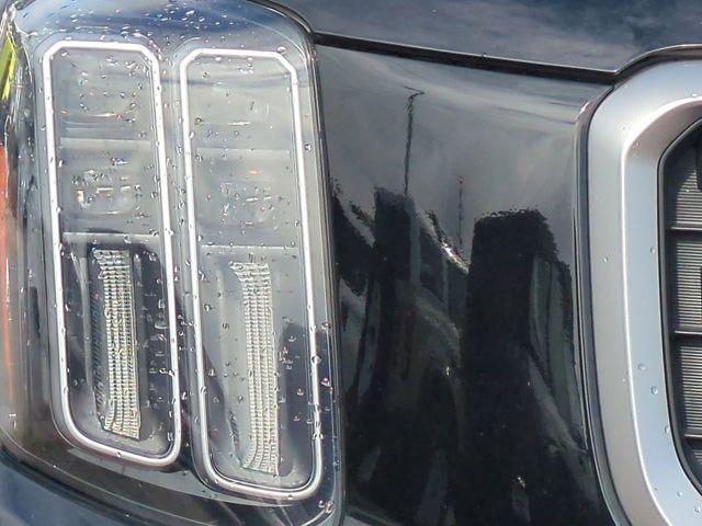 2024 Kia Telluride LX