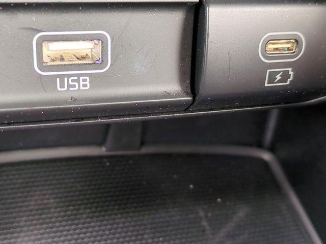 2024 Kia Telluride LX