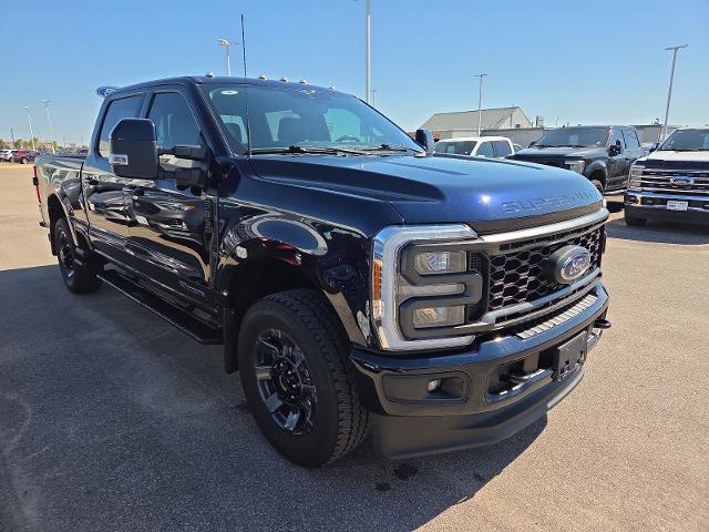 2023 Ford F-350 LARIAT