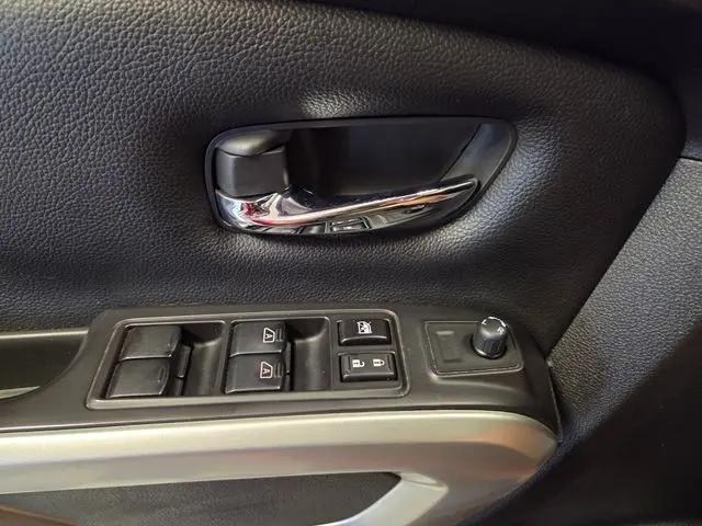 2022 Nissan Titan Crew Cab SV 4x2