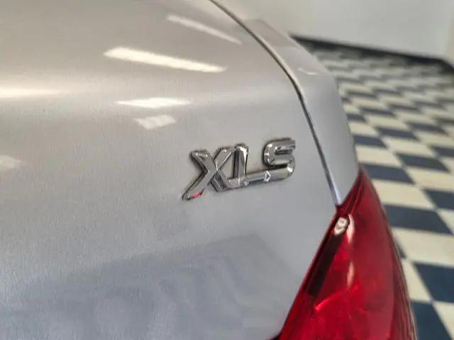 2005 Toyota Avalon XLS