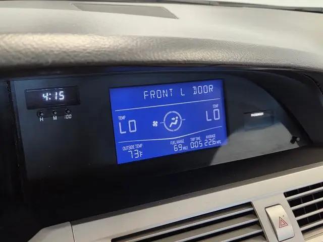 2005 Toyota Avalon XLS