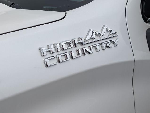 2021 Chevrolet Silverado 1500 4WD Crew Cab Short Bed High Country