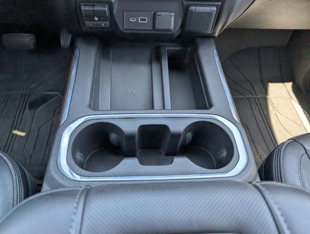 2021 Chevrolet Silverado 1500 4WD Crew Cab Short Bed High Country