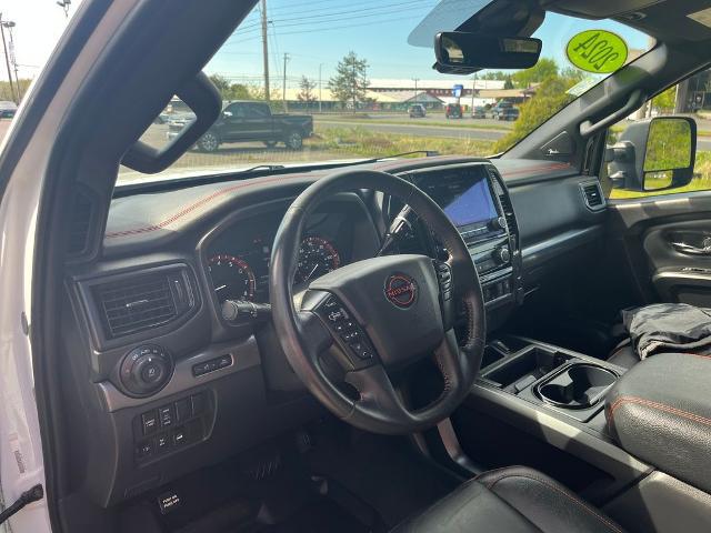 2024 Nissan Titan Crew Cab PRO-4X 4x4
