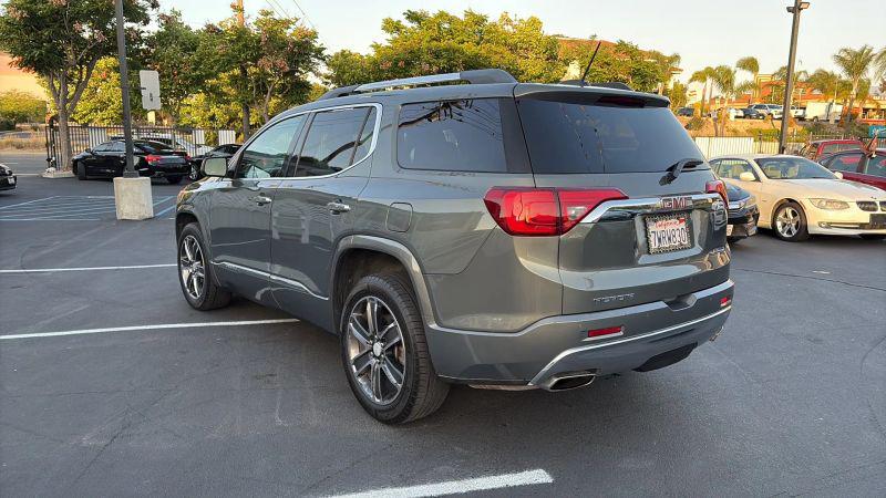 2017 GMC Acadia Denali