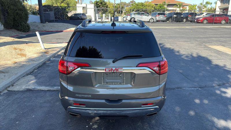 2017 GMC Acadia Denali