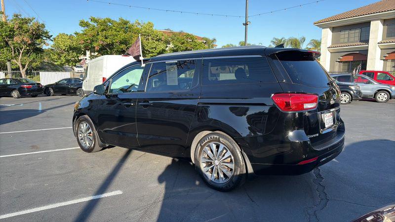 2018 Kia Sedona SX