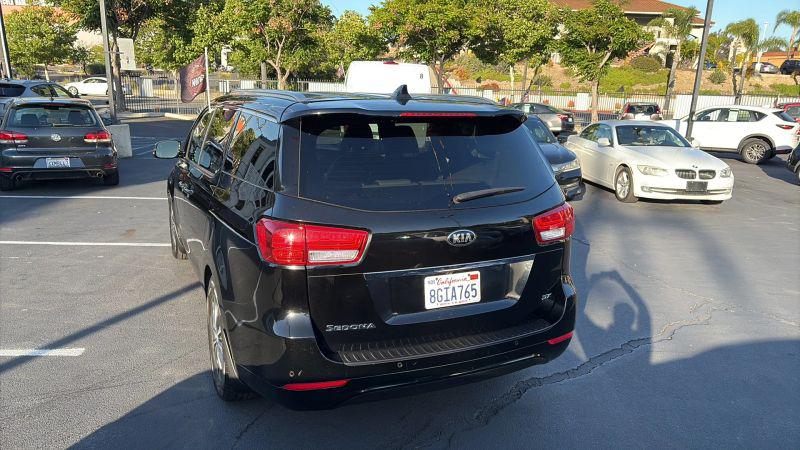 2018 Kia Sedona SX