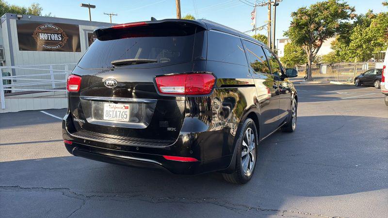 2018 Kia Sedona SX