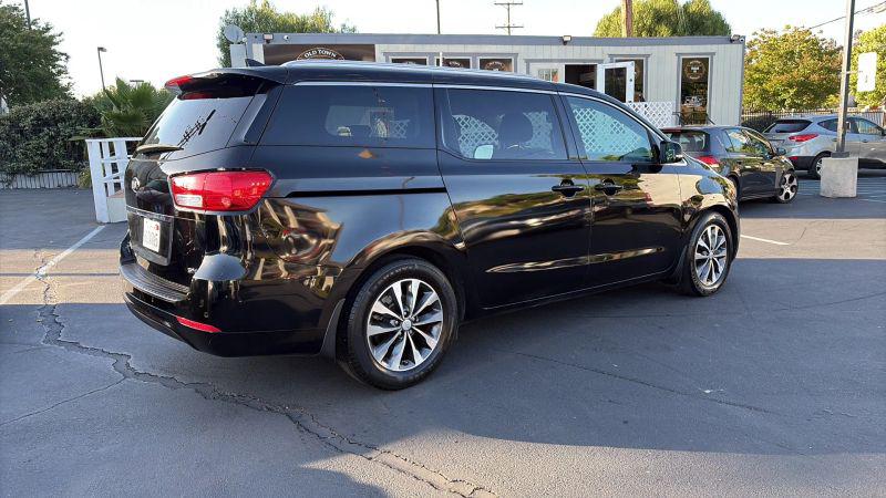 2018 Kia Sedona SX