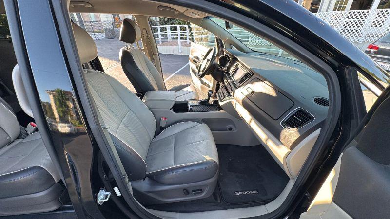 2018 Kia Sedona SX