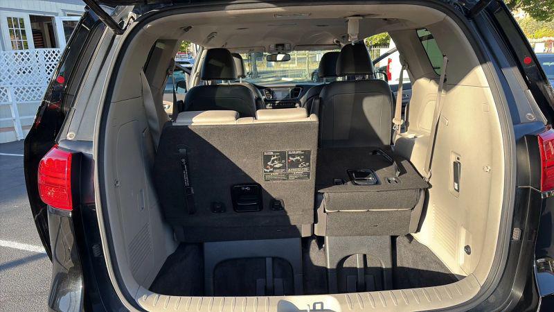 2018 Kia Sedona SX