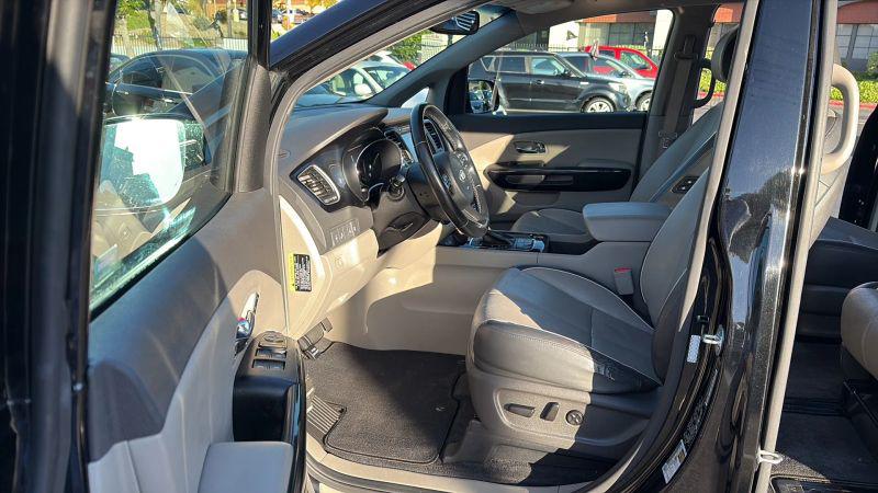 2018 Kia Sedona SX