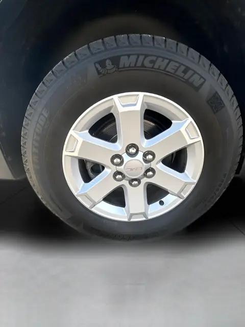 2015 GMC Acadia SLE-2