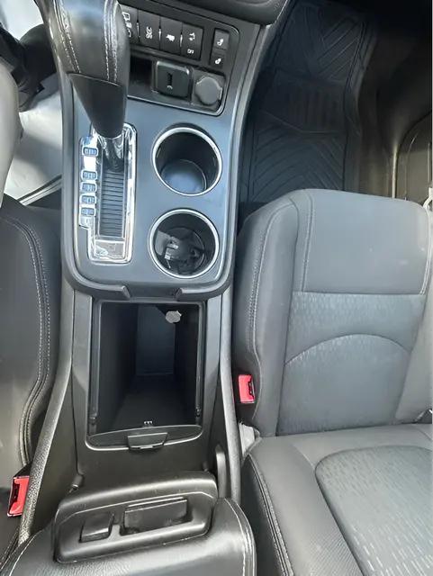 2015 GMC Acadia SLE-2