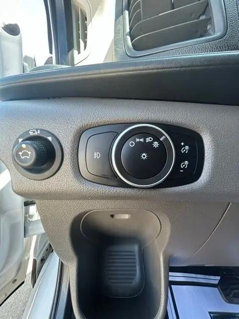 2020 Ford Transit Passenger Wagon XLT