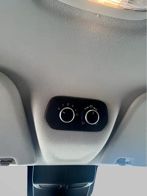 2020 Ford Transit Passenger Wagon XLT