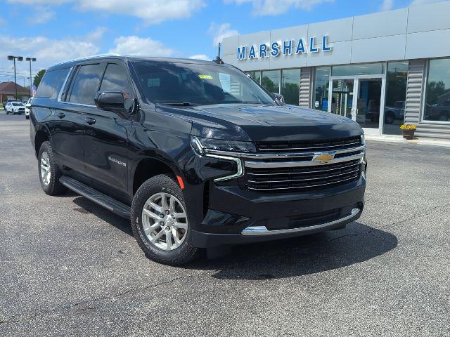 2022 Chevrolet Suburban 4WD LT