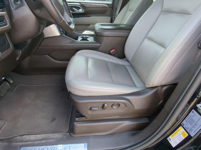 2022 Chevrolet Suburban 4WD LT