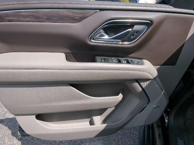 2022 Chevrolet Suburban 4WD LT