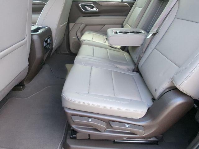2022 Chevrolet Suburban 4WD LT