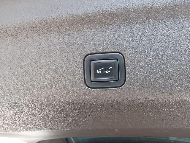 2022 Chevrolet Suburban 4WD LT