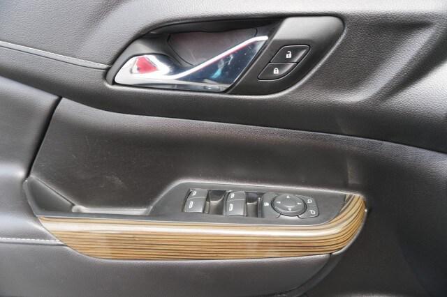 2023 GMC Acadia FWD SLE