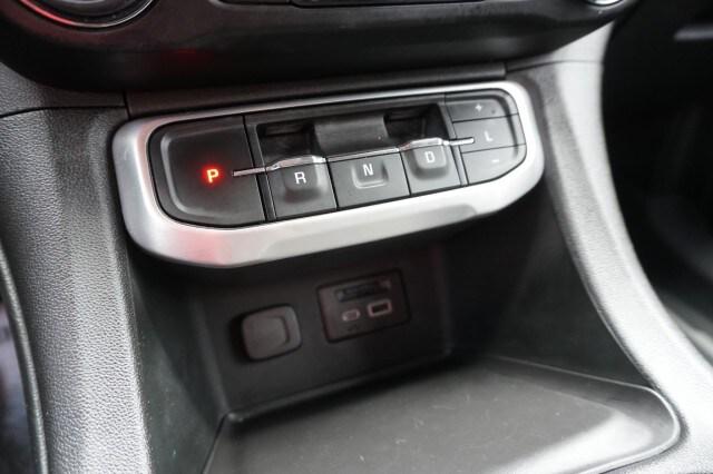 2023 GMC Acadia FWD SLE
