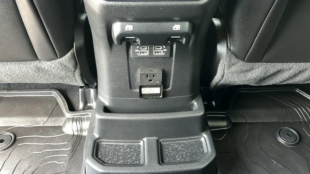 2022 Jeep Wrangler Unlimited Sahara Altitude 4x4