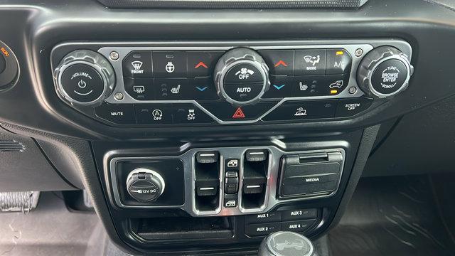 2022 Jeep Wrangler Unlimited Sahara Altitude 4x4