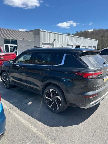 2023 Mitsubishi Outlander Unknown
