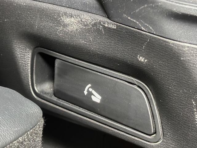 2023 Mitsubishi Outlander Unknown