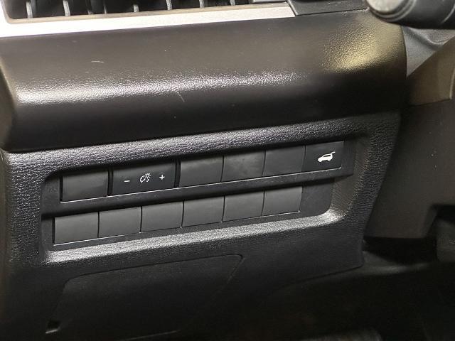 2023 Mitsubishi Outlander Unknown