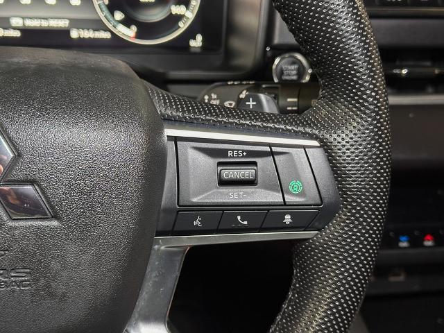 2023 Mitsubishi Outlander Unknown