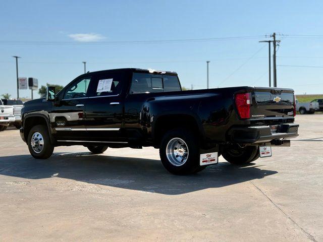 2024 Chevrolet Silverado 3500HD 4WD Crew Cab Long Bed High Country