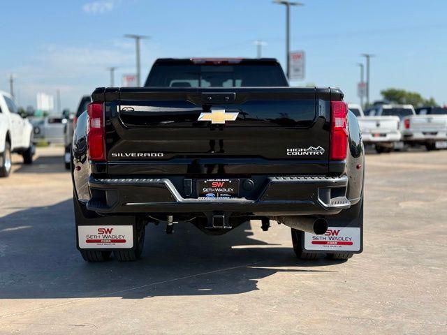 2024 Chevrolet Silverado 3500HD 4WD Crew Cab Long Bed High Country