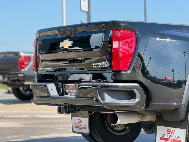 2024 Chevrolet Silverado 3500HD 4WD Crew Cab Long Bed High Country
