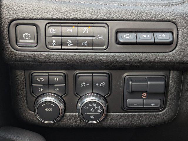 2024 GMC Yukon XL 4WD Denali