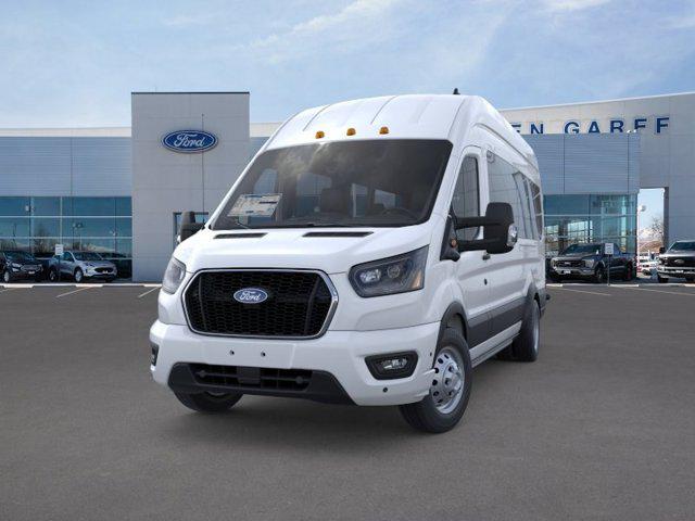 2026 Ford Transit Passenger Wagon XLT